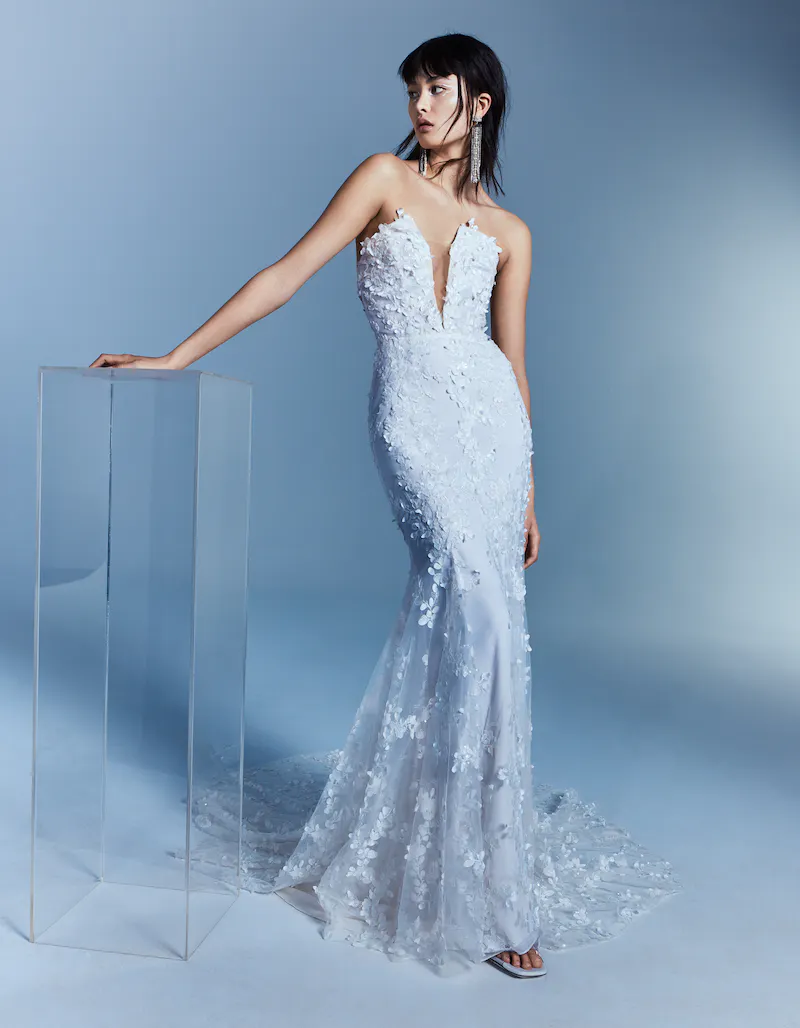 Alyne bridal outlet dresses